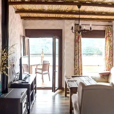 Elegant With Jacuzzi In Willa Canillas de Albaida