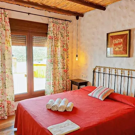 Elegant With Jacuzzi In Willa